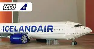 Icelandair constrói B737 de LEGO