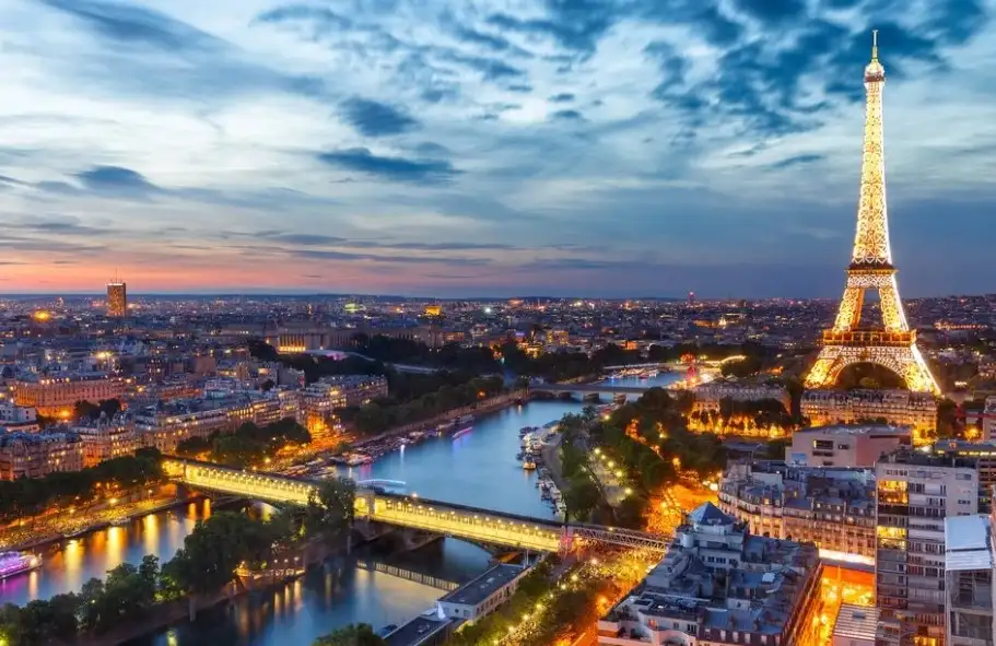 Por que Paris é conhecida como ‘Cidade Luz’? Desvende o mistério