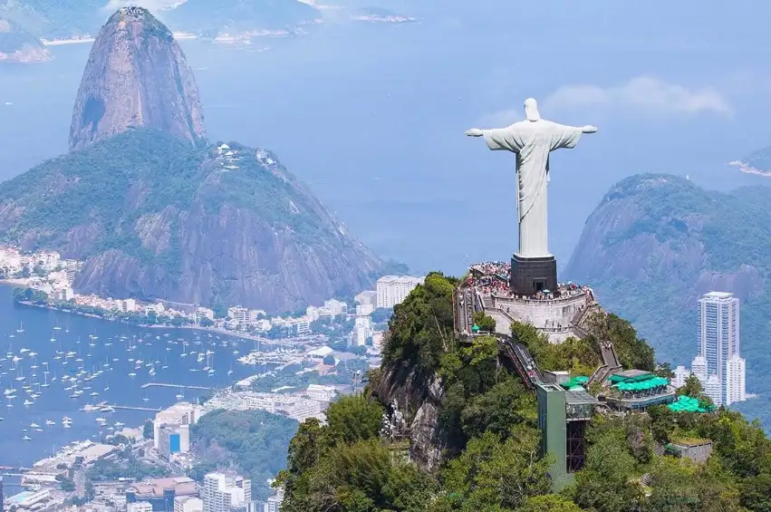 Explorando Tesouros Locais: Um Roteiro Encantador por Mercados e Feiras no Rio de Janeiro